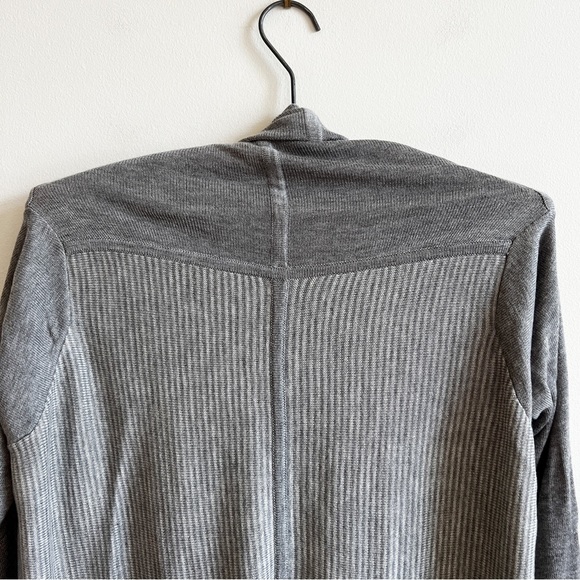 🏷️ SOLD • 𝅺LULULEMON • Iconic Wrap Sweater in Heathered Medium Grey • 6 - Picture 11 of 16